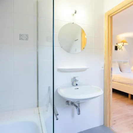 Du Relais De L'ourthe Жюпий