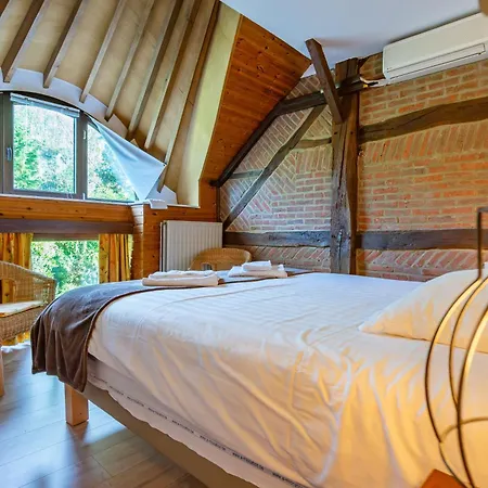 Du Relais De L'ourthe Жюпий